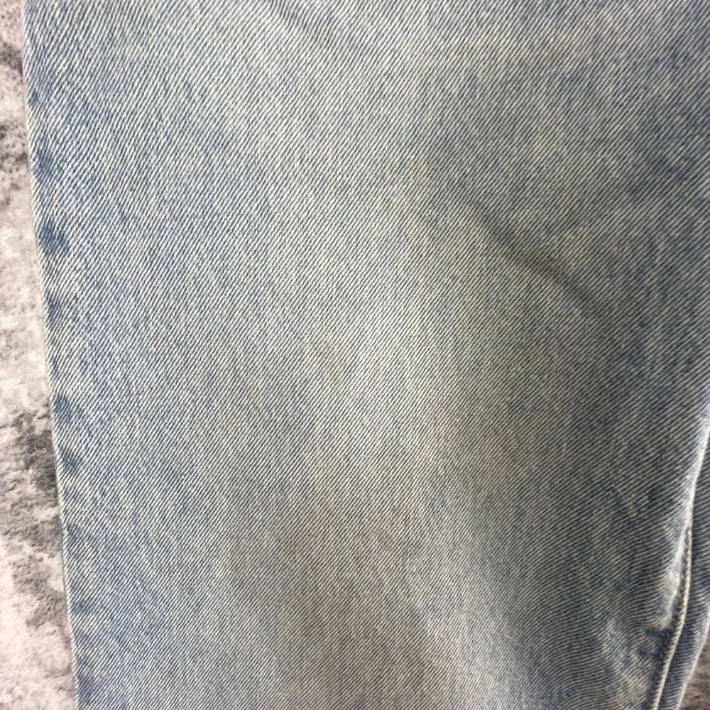 Levi's Women 24x31 '94 Baggy Jeans Light Wash Blue High Rise‎ Denim Retro